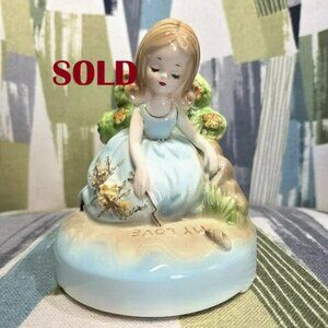 Josef Originals Love Letters In the Sand Porcelain Music Box Cottage Core Works